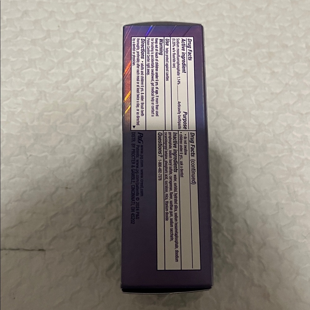 NWT Crest Deep Stain Remover Toothpaste - Picture 2 of 6